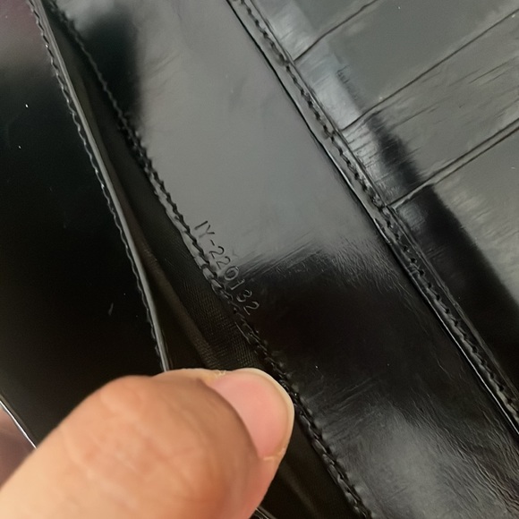 Vintage Salvatore Ferragamo Black Leather Wallet Authentic!! Made In Italy 🇮🇹 - Picture 12 of 15